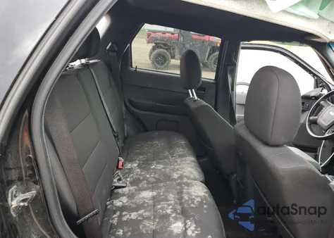 2012 Ford Escape Xlt z USA, uszkodzony, nr VIN 1FMCU9DG2CKB18181